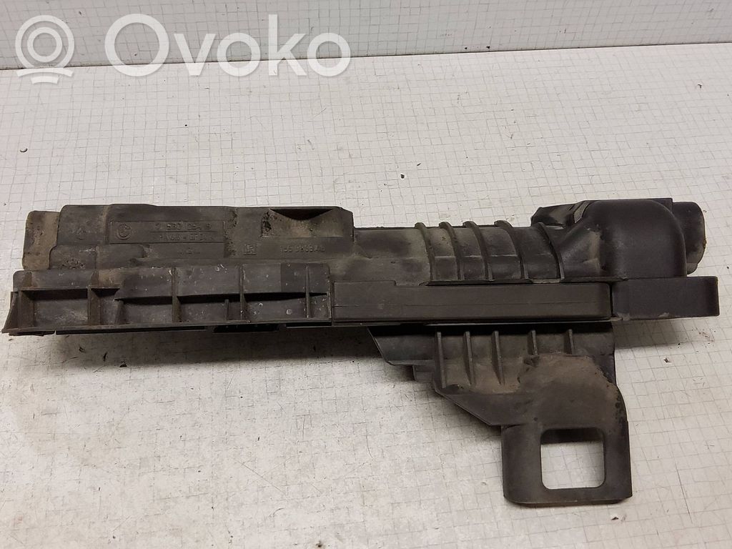 Radiator mount bracket   75302549,155986348