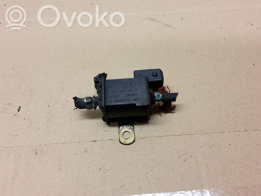 Audi A4 S4 B5 8D Electroválvula del turbo 