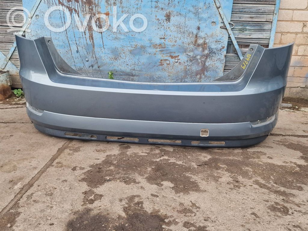 Ford Mondeo MK IV Parachoques 