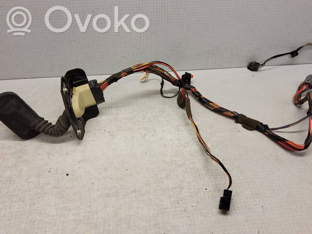 Dodge Caliber Cableado de puerta delantera 