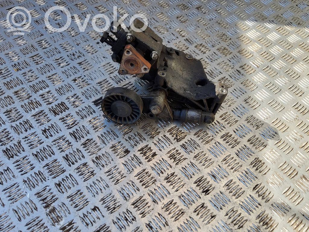 Ohjaustehostimen pumppu   13102542,7612955114