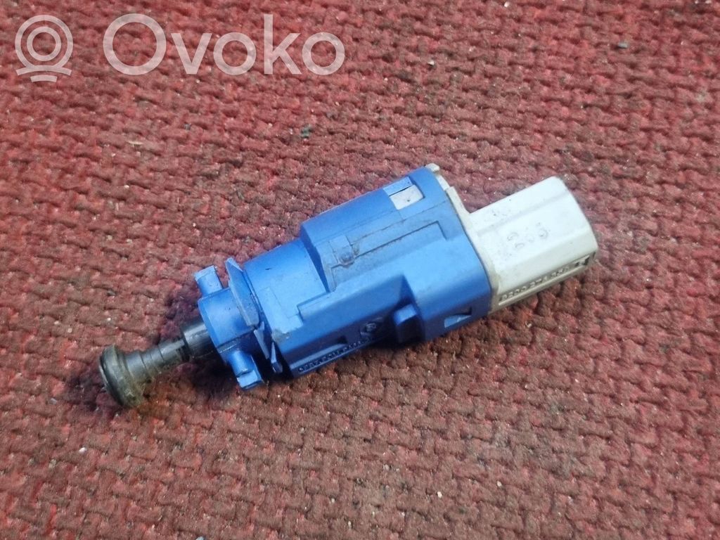 Renault Clio III Brake pedal sensor switch 