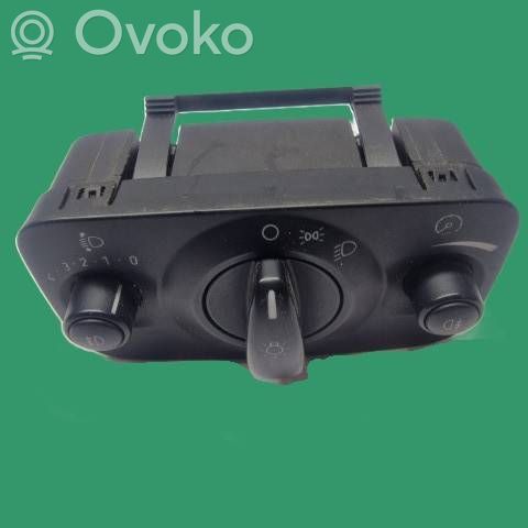 Light switch   04066403,6G9T13A024AD