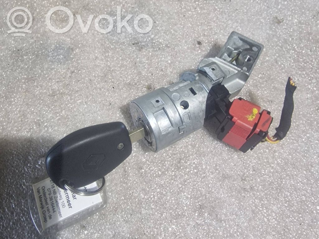 Užvedimo spynelė   8200214168