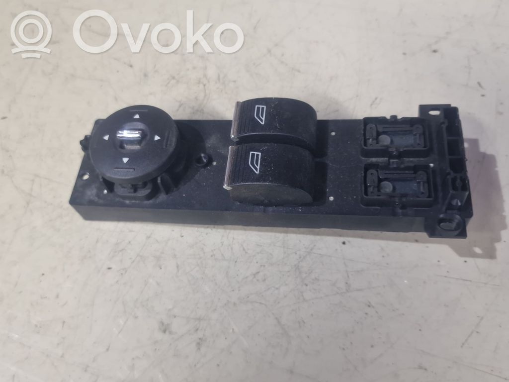 Electric window control switch   8M5T14529AC