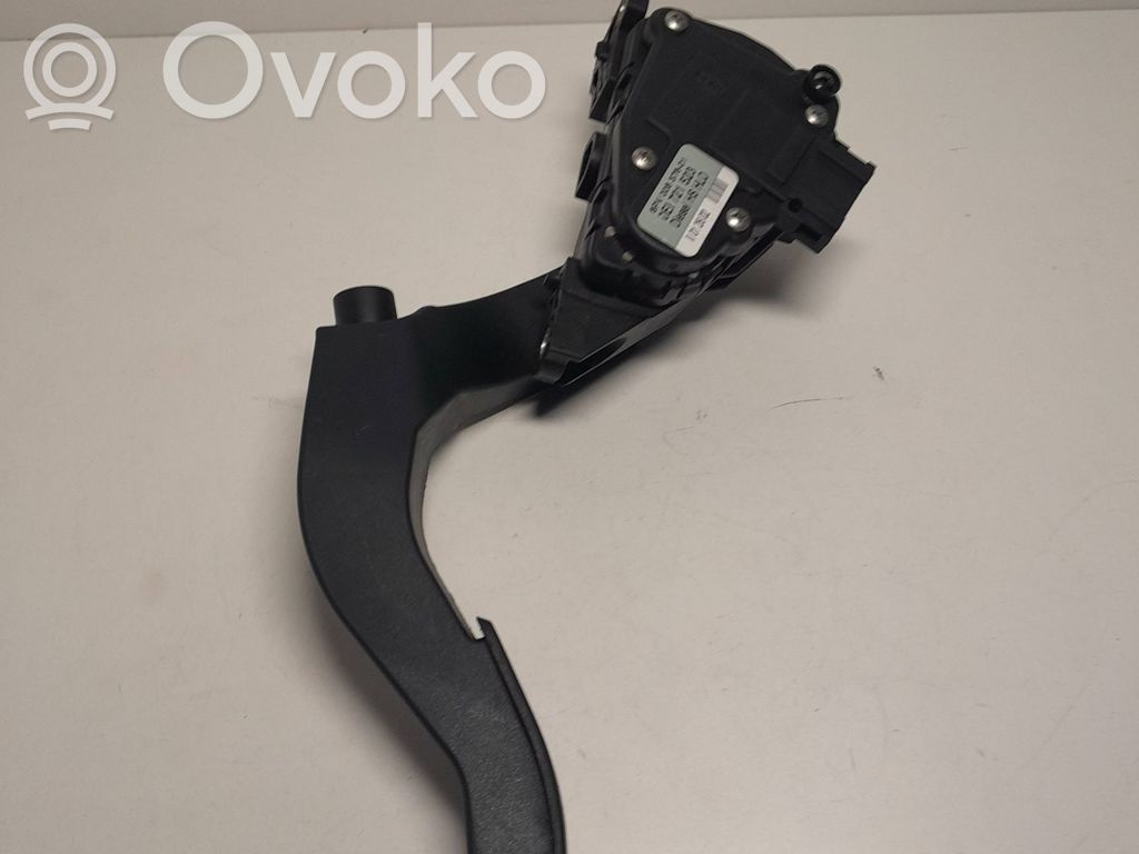 Audi A4 S4 B6 8E 8H Accelerator throttle pedal 