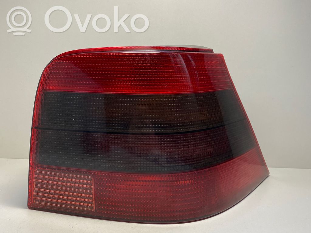 Volkswagen Golf IV Lampa tylna 
