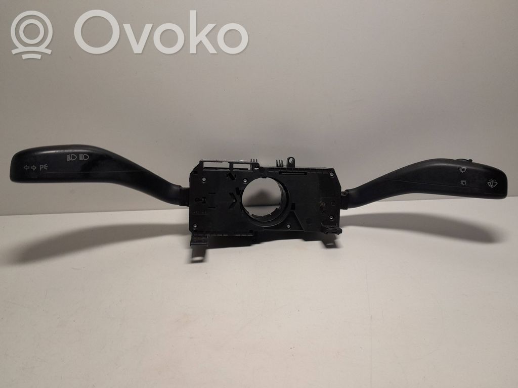 Volkswagen Polo IV 9N3 Commodo, commande essuie-glace/phare 