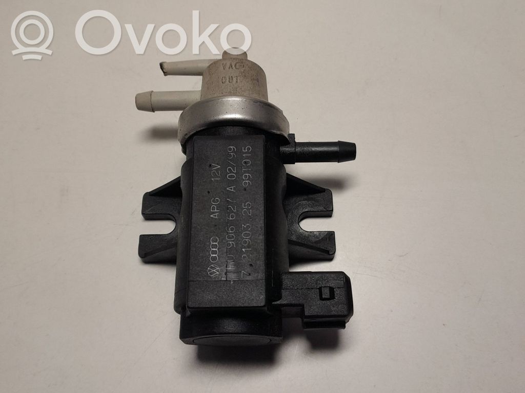 Audi A3 S3 8L Válvula de vacío 
