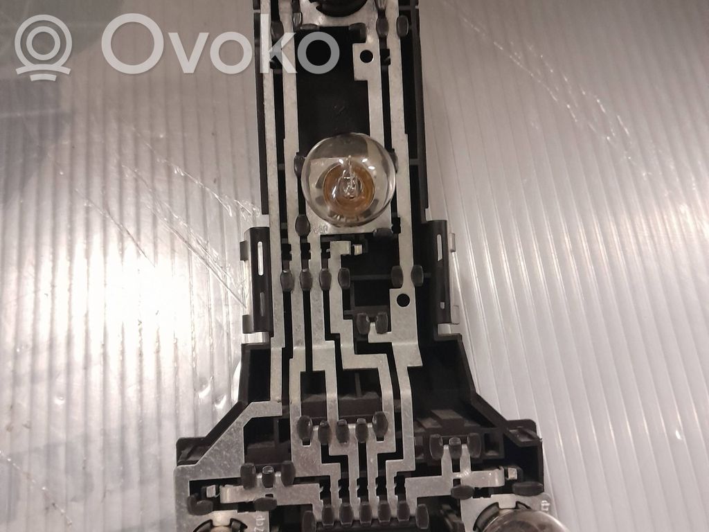Volkswagen PASSAT B5 Wkład lampy tylnej 