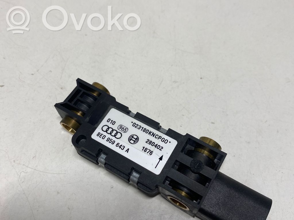 Audi A4 S4 B6 8E 8H Airbag deployment crash/impact sensor 