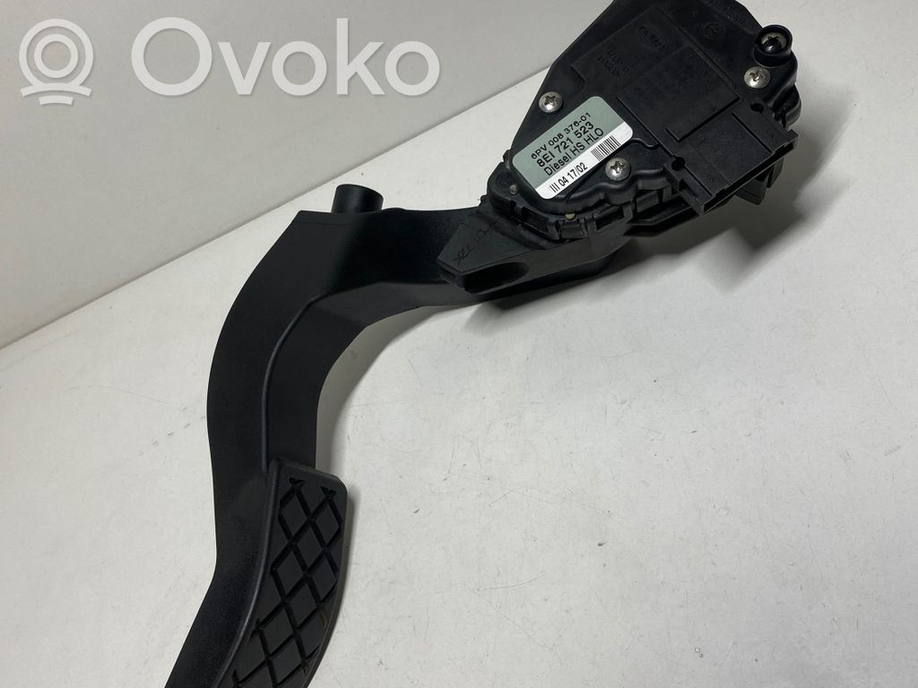Audi A4 S4 B6 8E 8H Accelerator throttle pedal 