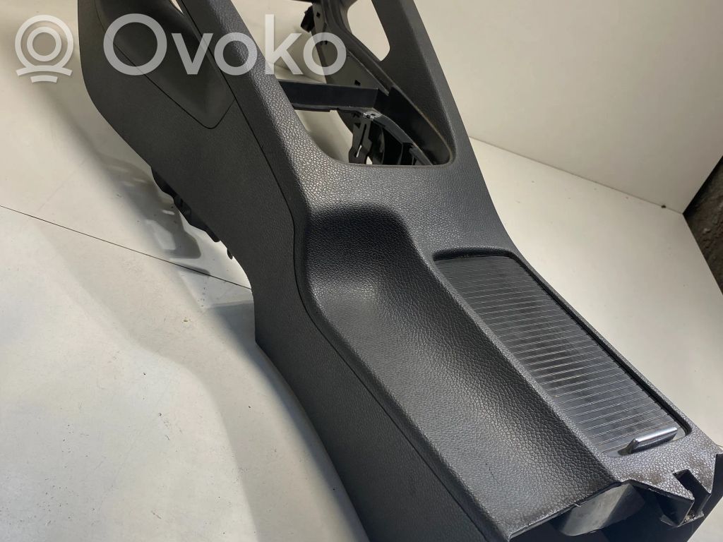 Centrālā konsole   1K0863243A