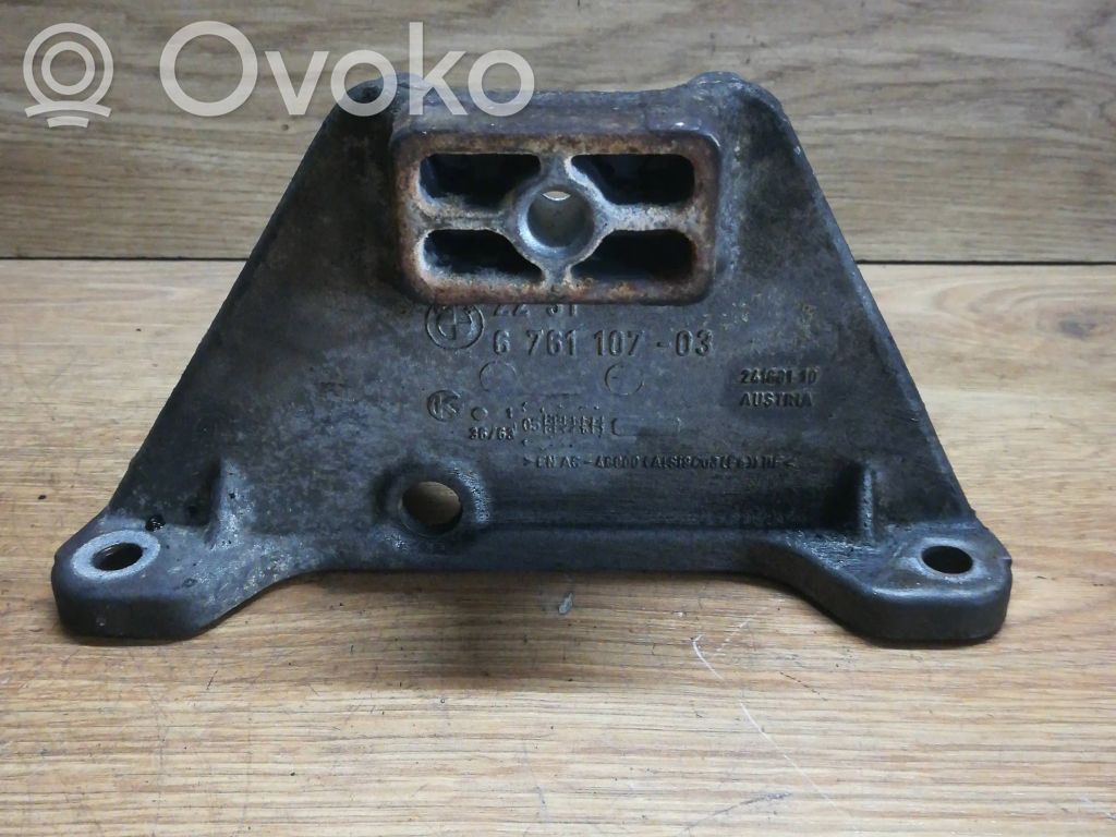 BMW 5 E60 E61 Gearbox mounting bracket 