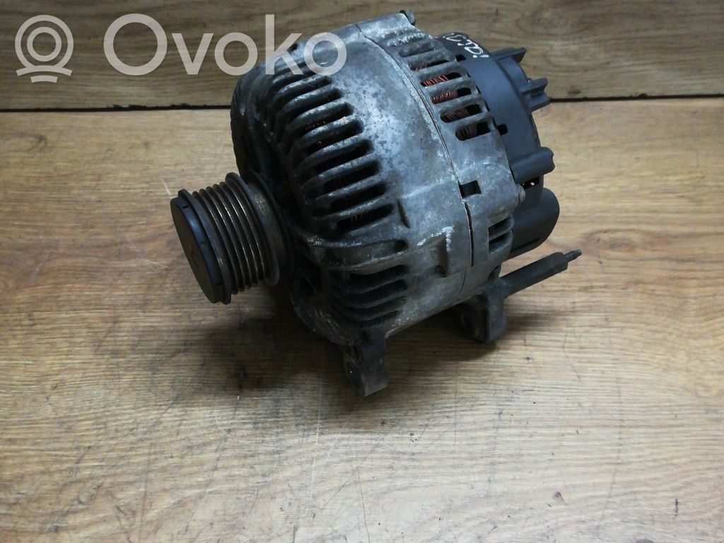 Volkswagen PASSAT B6 Generator/alternator 