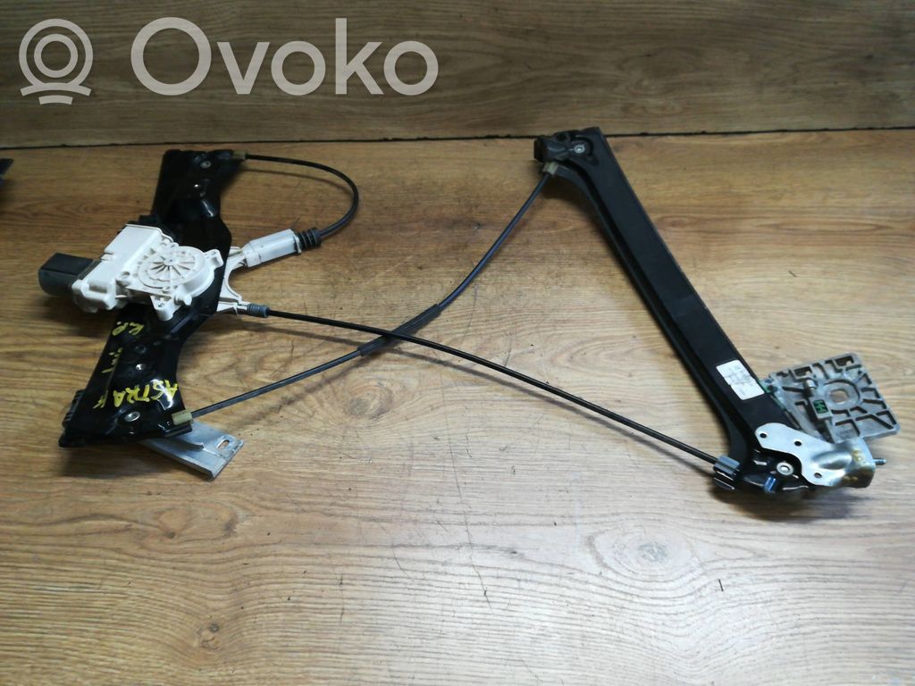 Opel Astra H Elektryczny podnośnik szyby drzwi przednich 