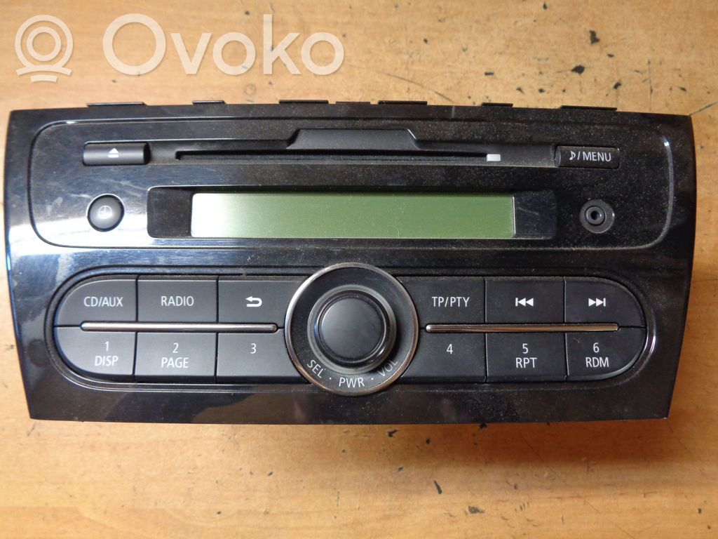 Mitsubishi Space Star Radio/CD/DVD/GPS head unit 