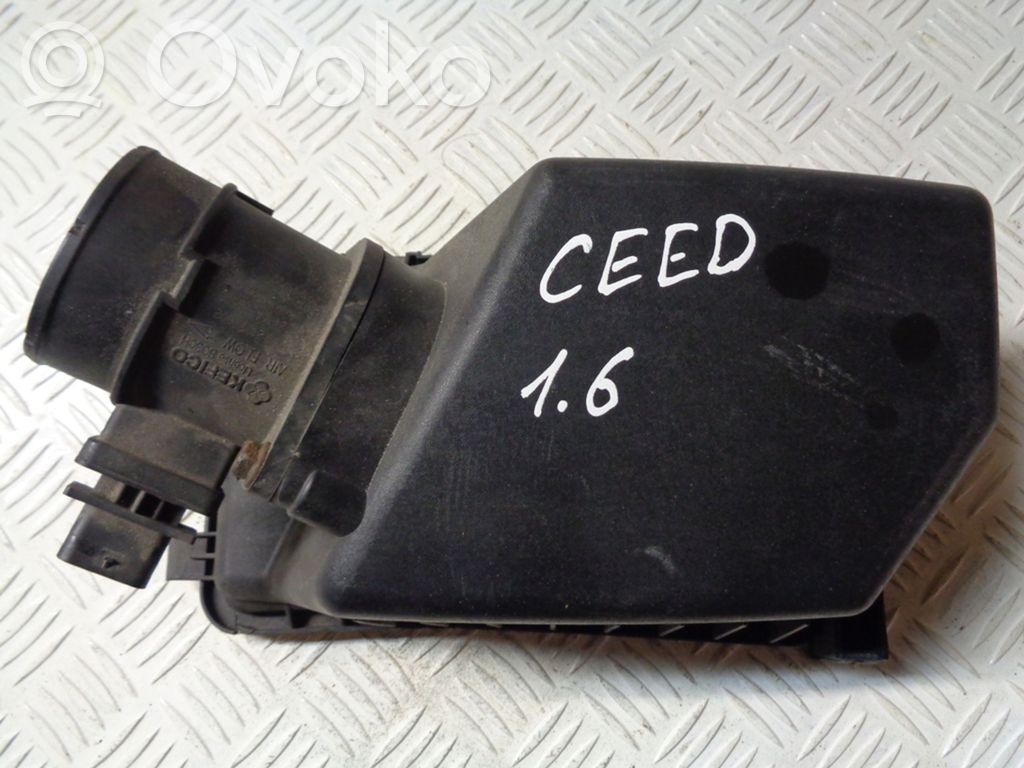 Abdeckung Deckel Luftfilterkasten   281642A500,28111A5800