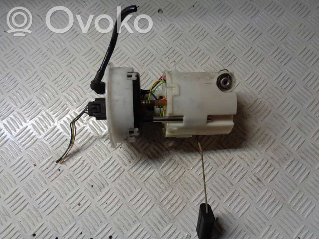 Mazda 2 Bomba interna de combustible 
