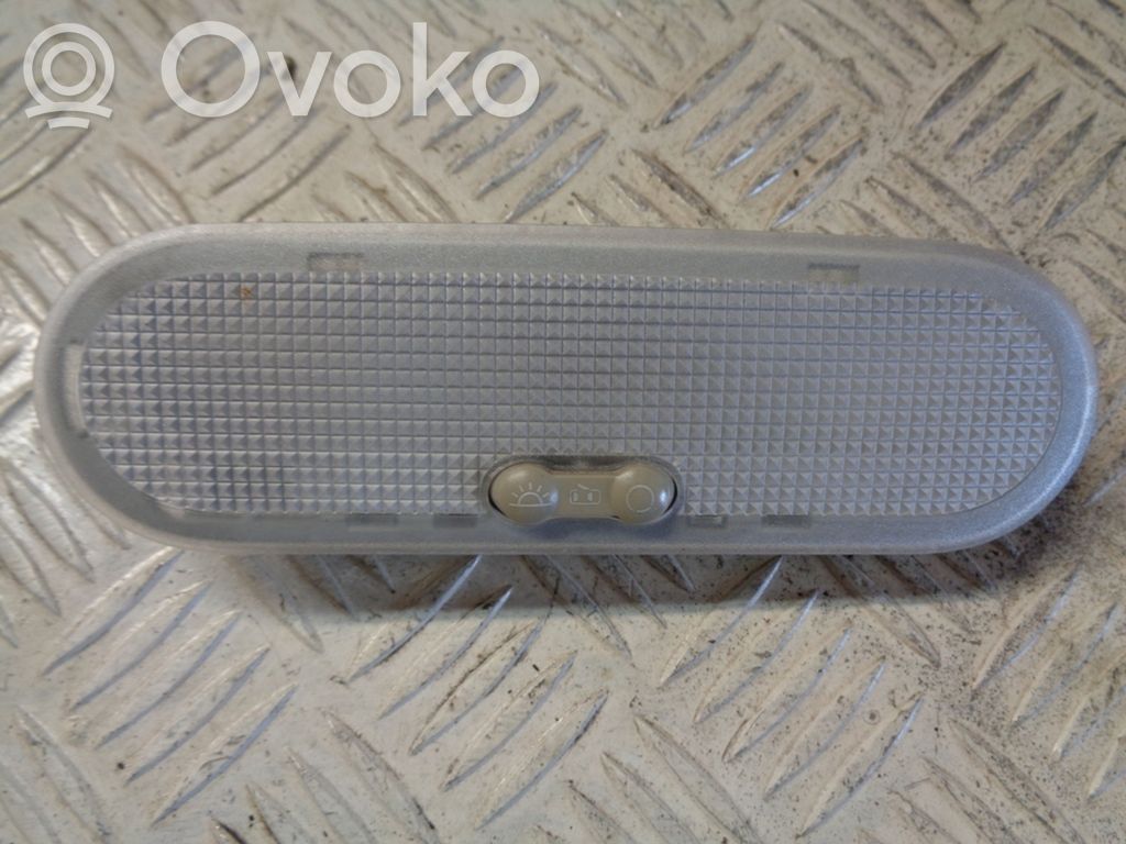 Nissan Note (E11) Luz del asiento delantero 