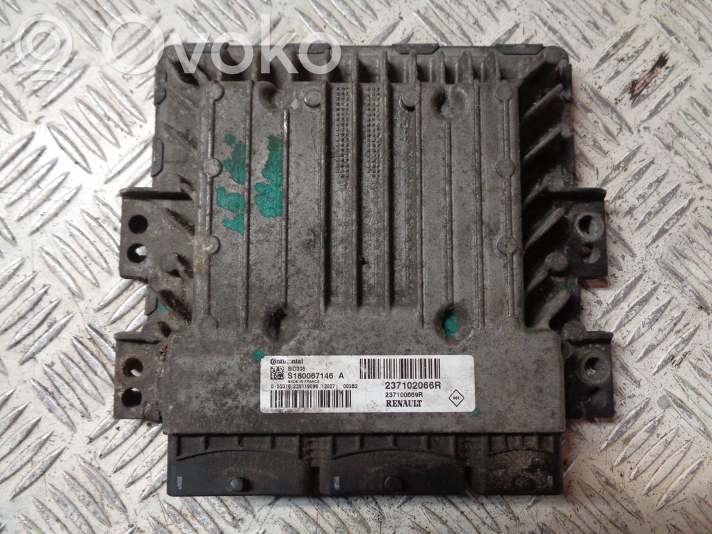 Renault Scenic III -  Grand scenic III Engine control unit/module 