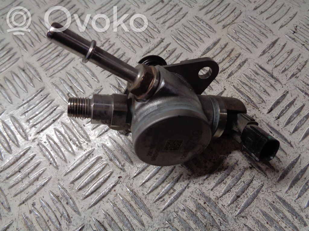 Opel Corsa E Degvielas sūknis 