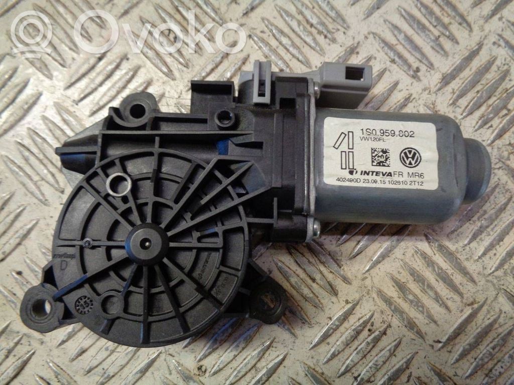 Seat Mii Motor del regulador de la ventanilla de la puerta delantera 