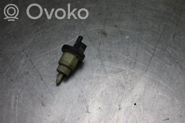 Chevrolet Nubira Válvula de vacío 