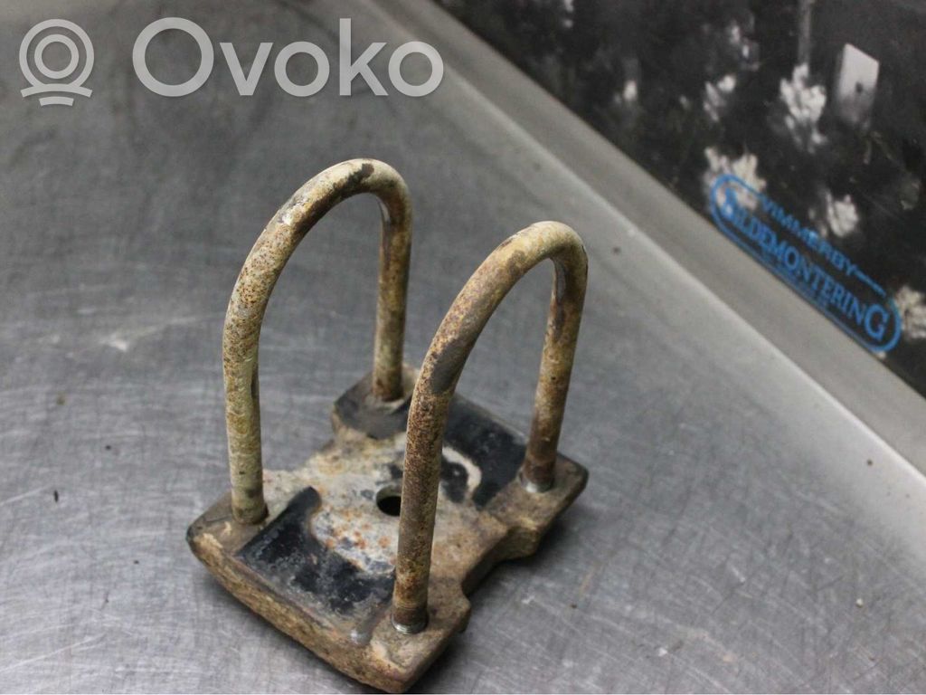 Volkswagen Amarok Foaie arc spate 