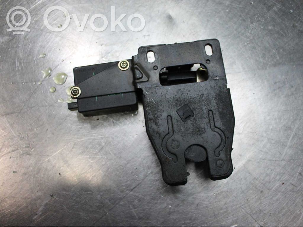 BMW 5 E39 Tailgate/trunk/boot lock/catch/latch 