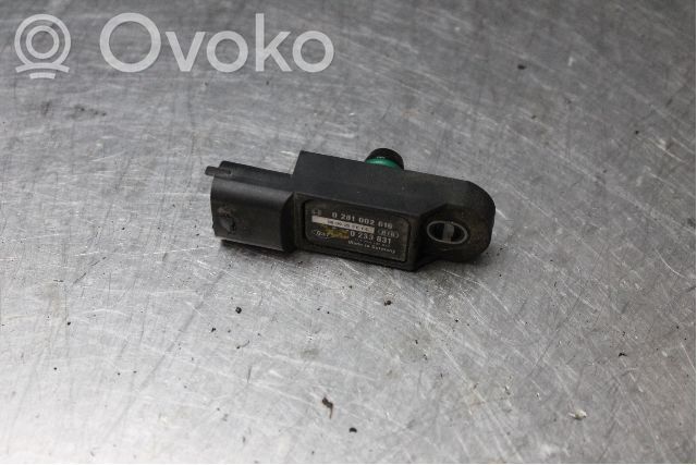 Renault Clio III Luftdrucksensor 