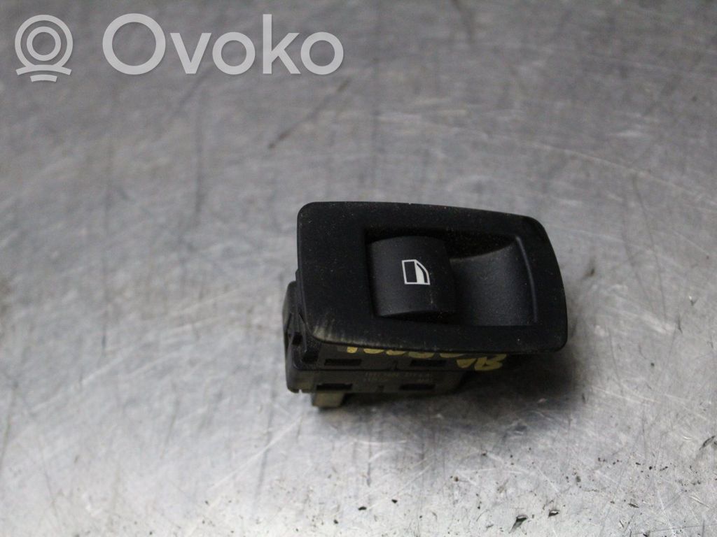 Electric window control switch   14979800