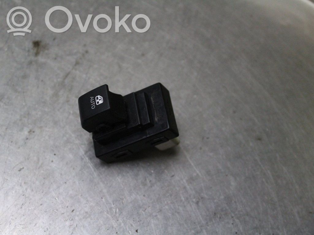 Electric window control switch   935751H100