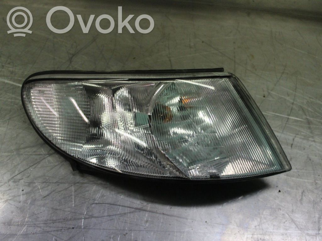 Front indicator light