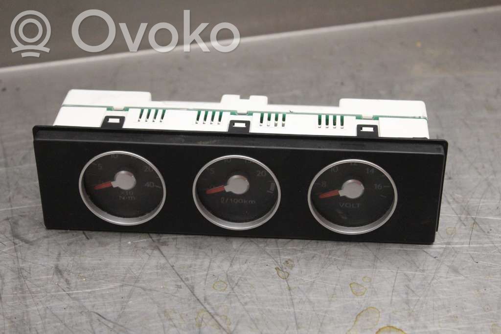 Hyundai Coupe Speedometer (instrument cluster) 