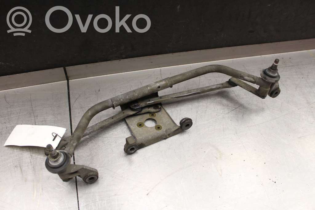 Front wiper linkage