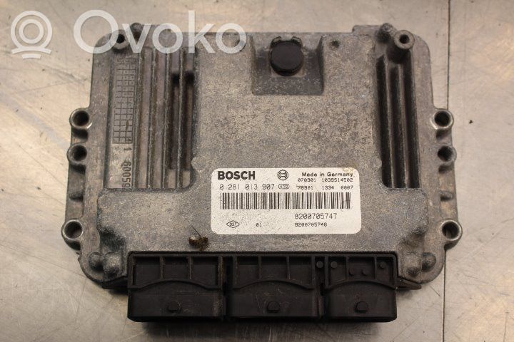 Renault Megane II Injection control unit/module 