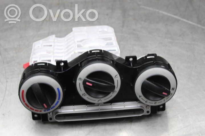 Hyundai i10 Climate control unit 
