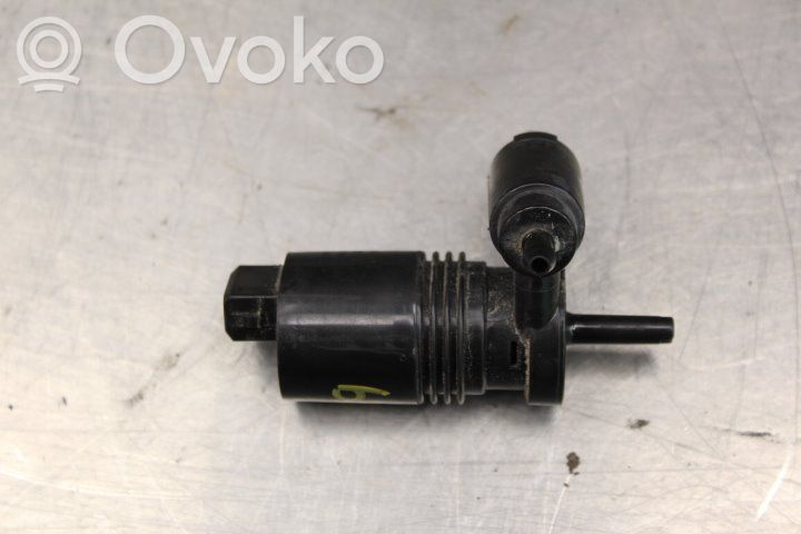Windscreen/windshield washer pump   110616B,30097