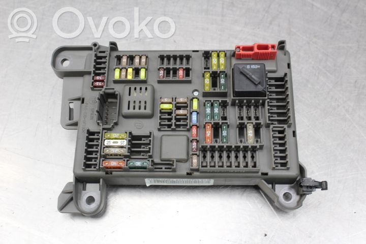BMW X5 E70 Drošinātāju bloks 