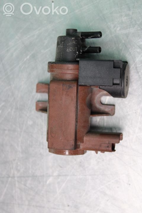 Válvula de vacío   6G909E982CA