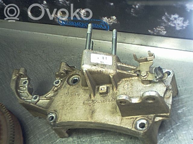 Fiat Fiorino Engine mounting bracket 