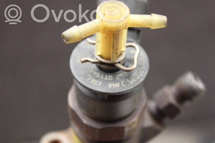 Citroen C4 I Inyector de combustible 