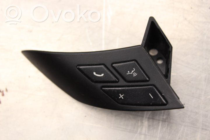 BMW 5 E60 E61 Boutons / interrupteurs volant 