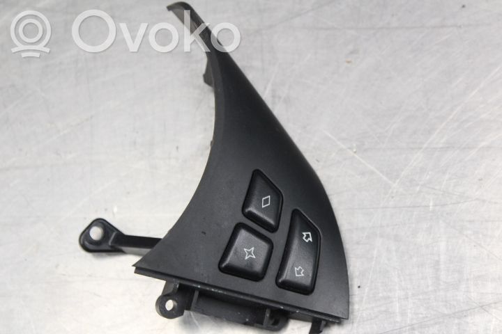 BMW 6 E63 E64 Steering wheel buttons/switches 