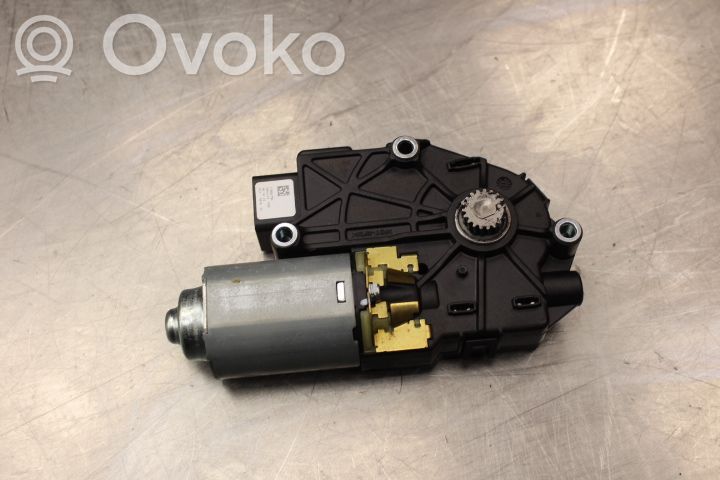 Nissan Qashqai Motor/actuator trapă 