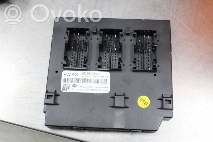 Volkswagen Golf VI Module de fusibles 