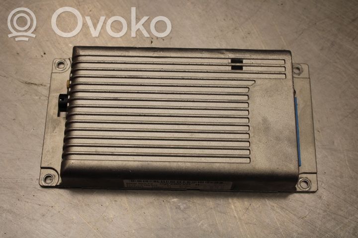 BMW 3 E90 E91 Endstufe Audio-Verstärker 