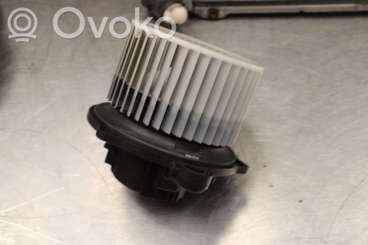 Mazā radiatora ventilators
