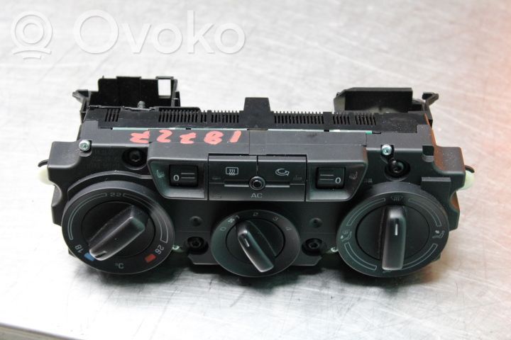 Skoda Octavia Mk2 (1Z) Unitate control climatizare 